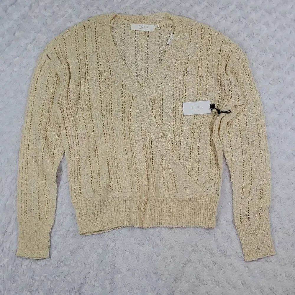 ASTR The Label Womens Wrap Front Pointelle Sweater Pullover Cream Size XL NWT